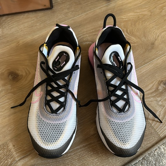 Nike Air Max 2090- New Never worn BNWOT - Picture 2 of 5